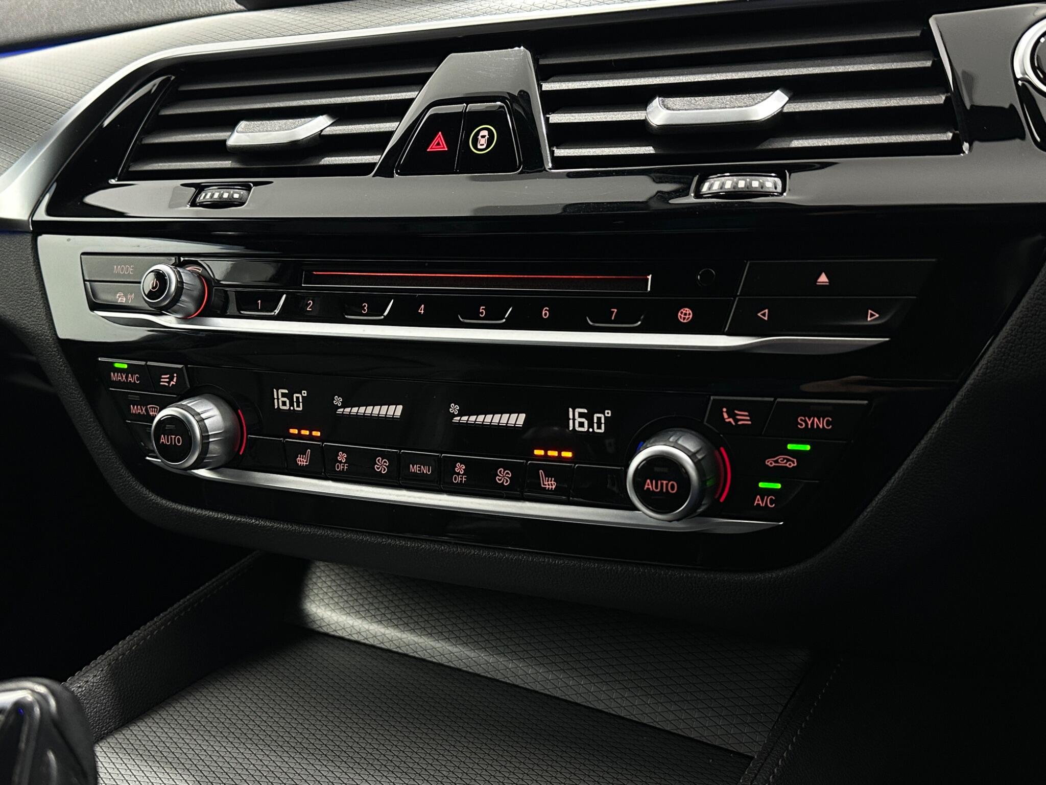BMW 5 Series view 22