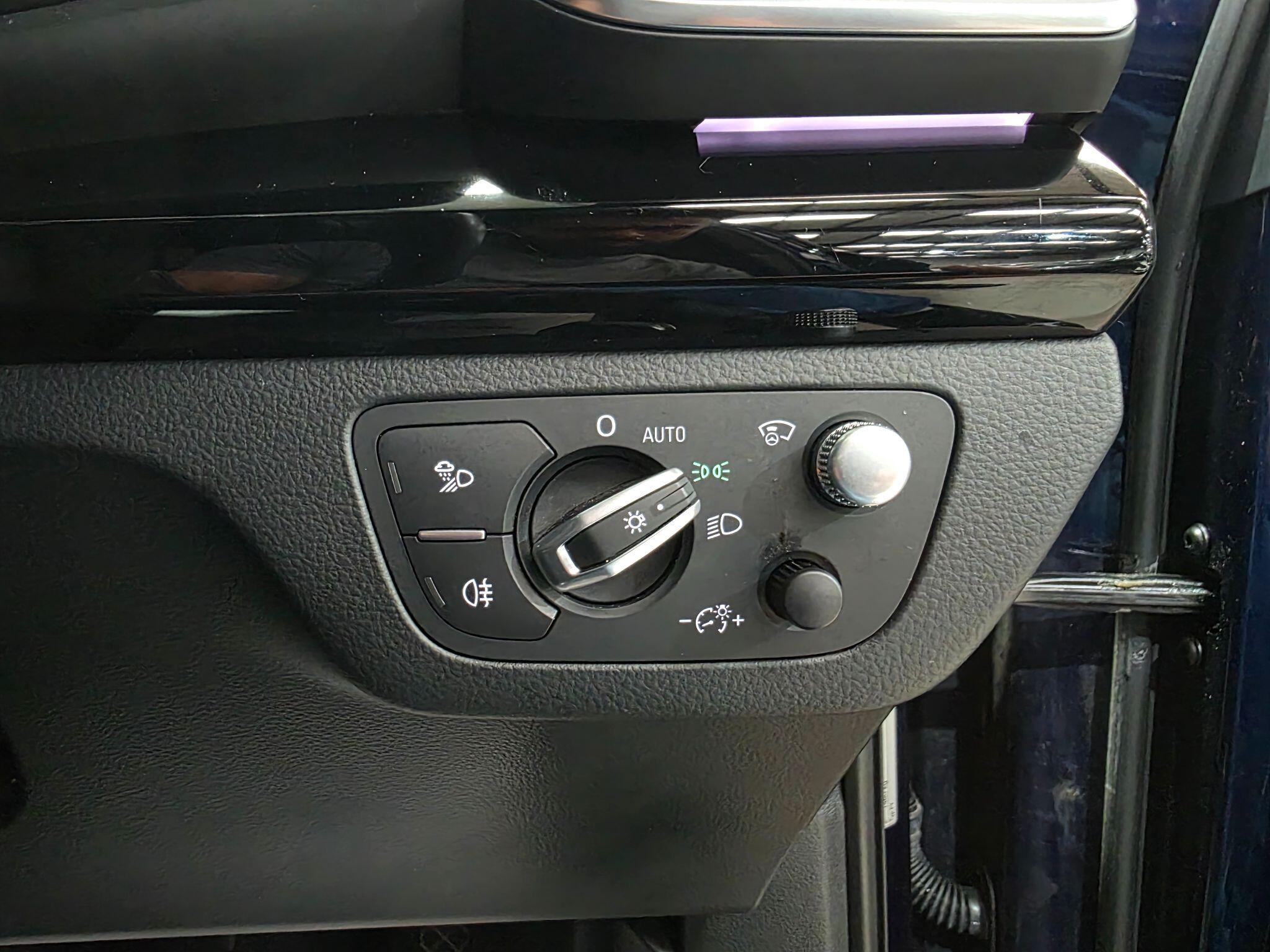 Audi Q5 view 23