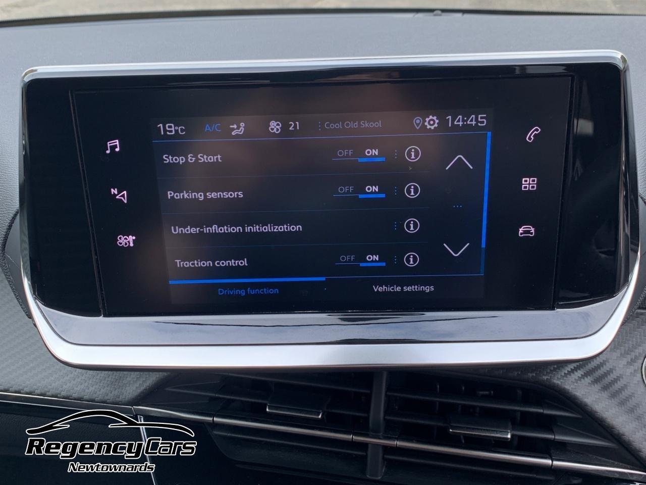 Peugeot 208 view 35