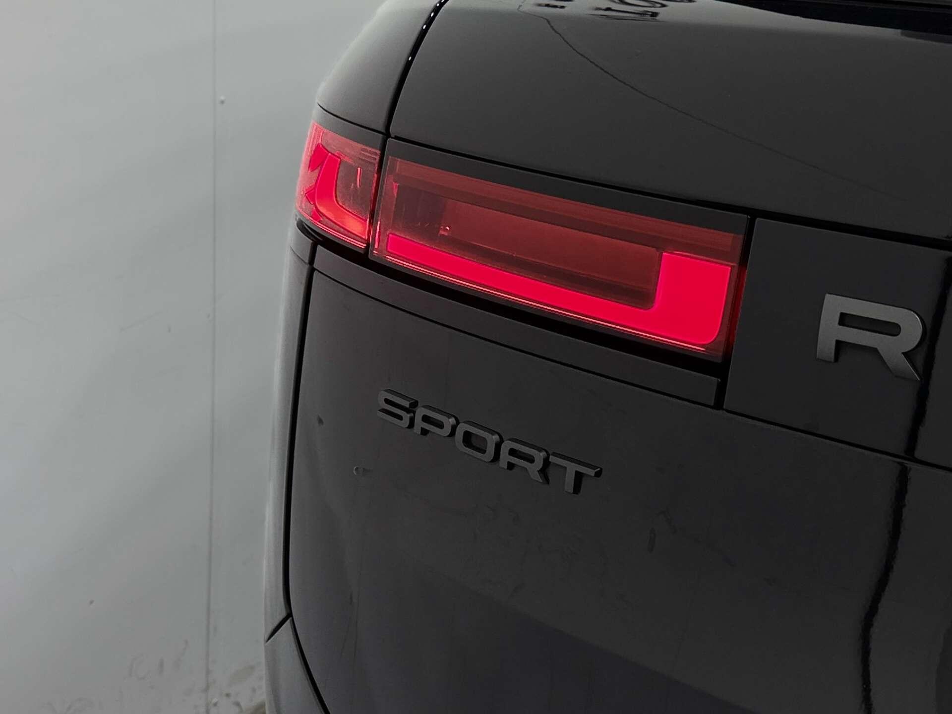 Land Rover Range Rover Sport view 27
