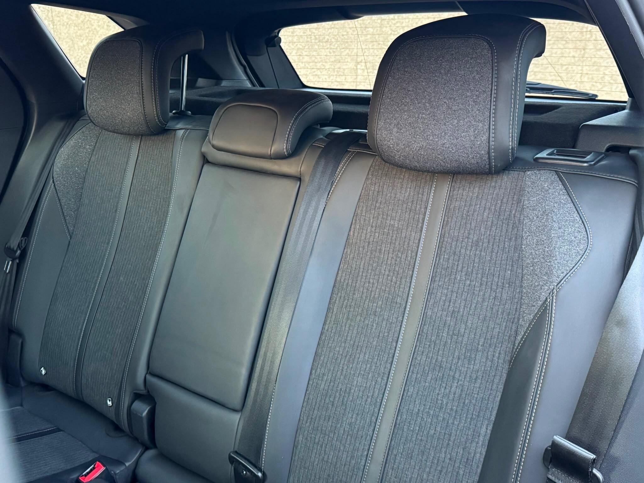 Peugeot 3008 view 18