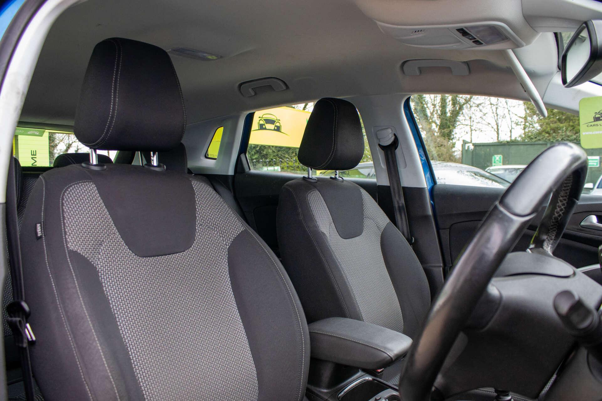 Vauxhall Grandland X view 9