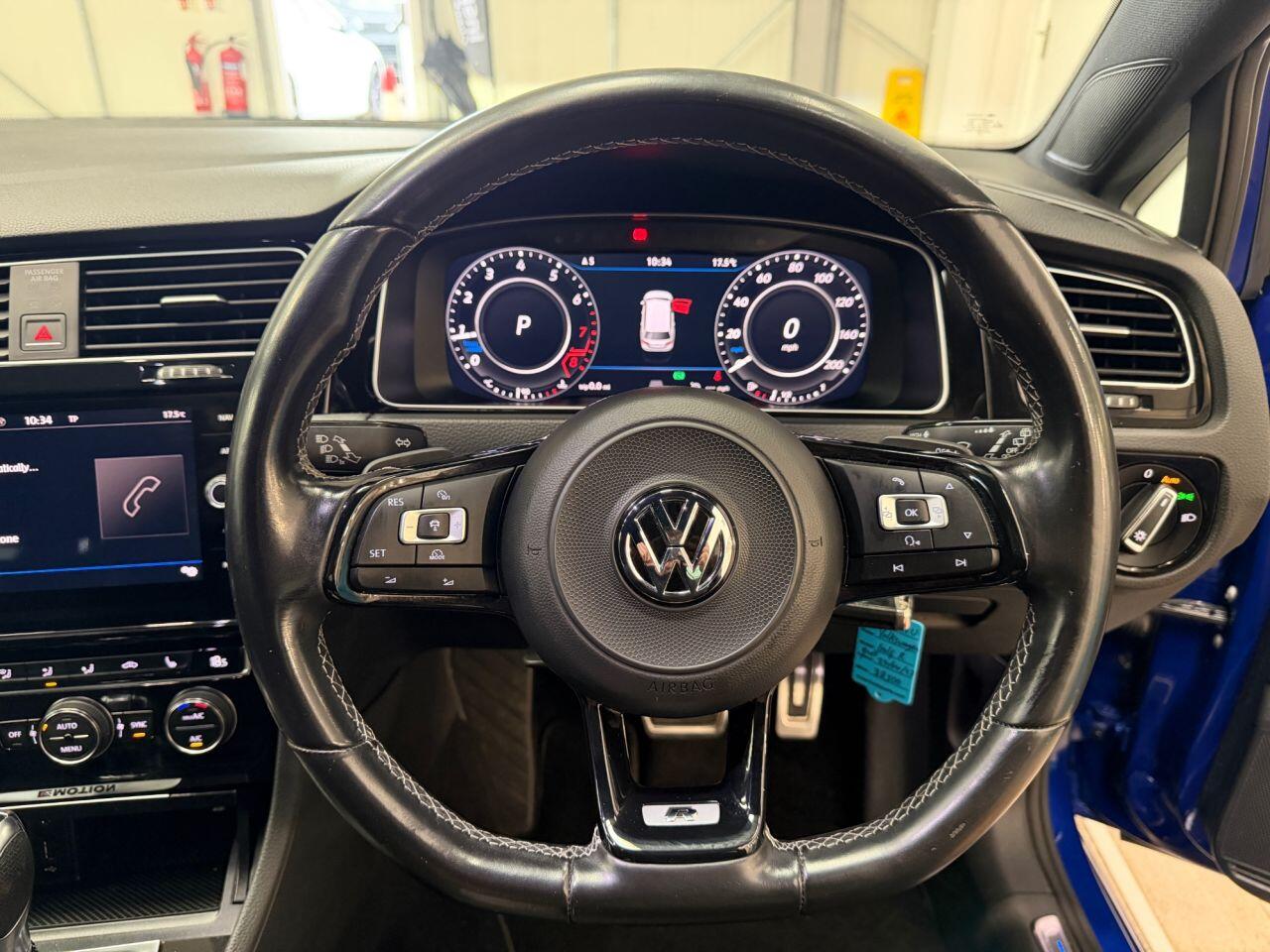 Volkswagen Golf view 7