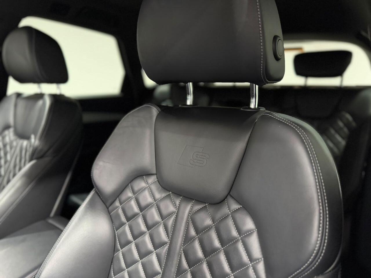 Audi Q5 view 34