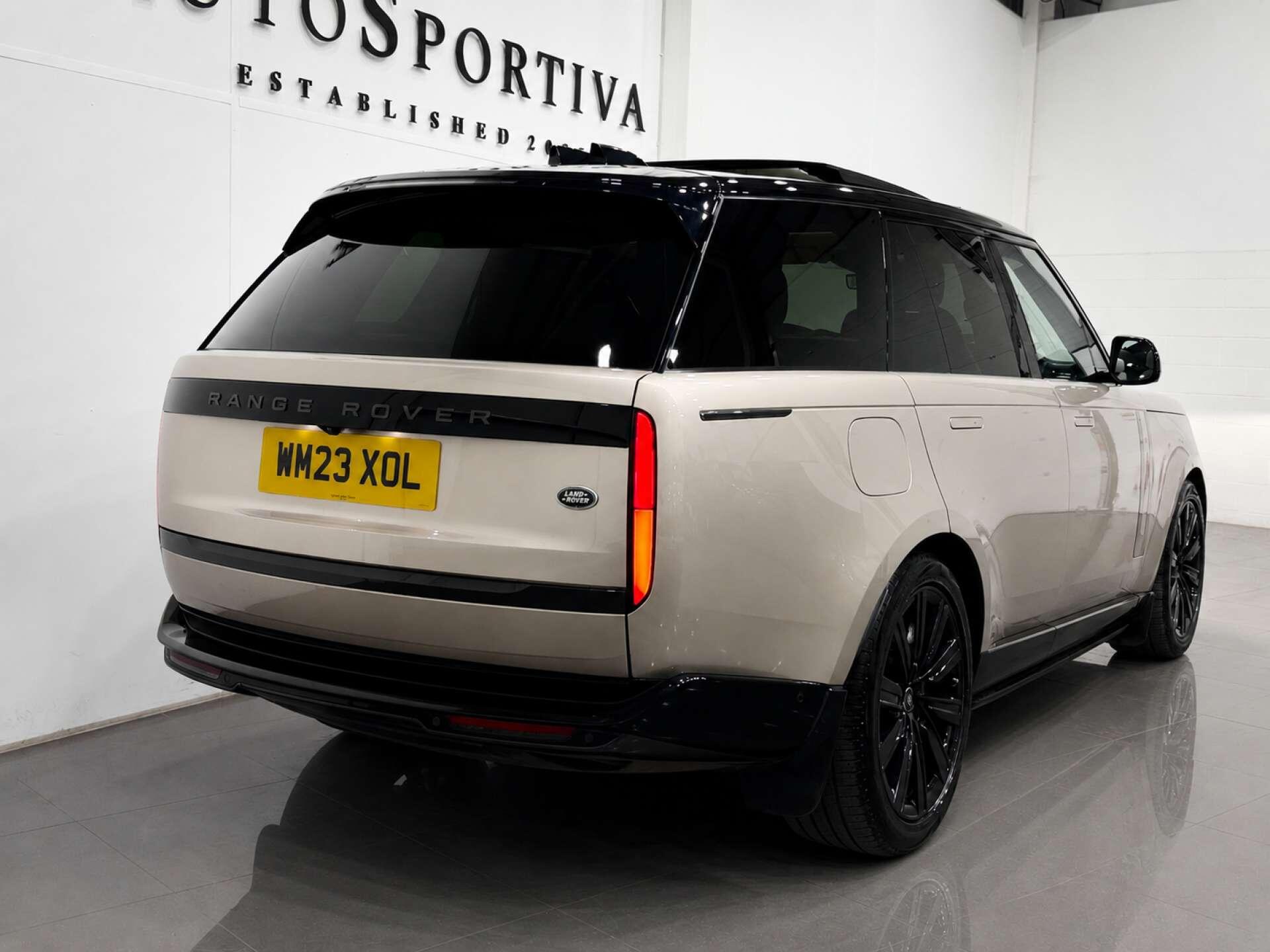 Land Rover Range Rover view 4