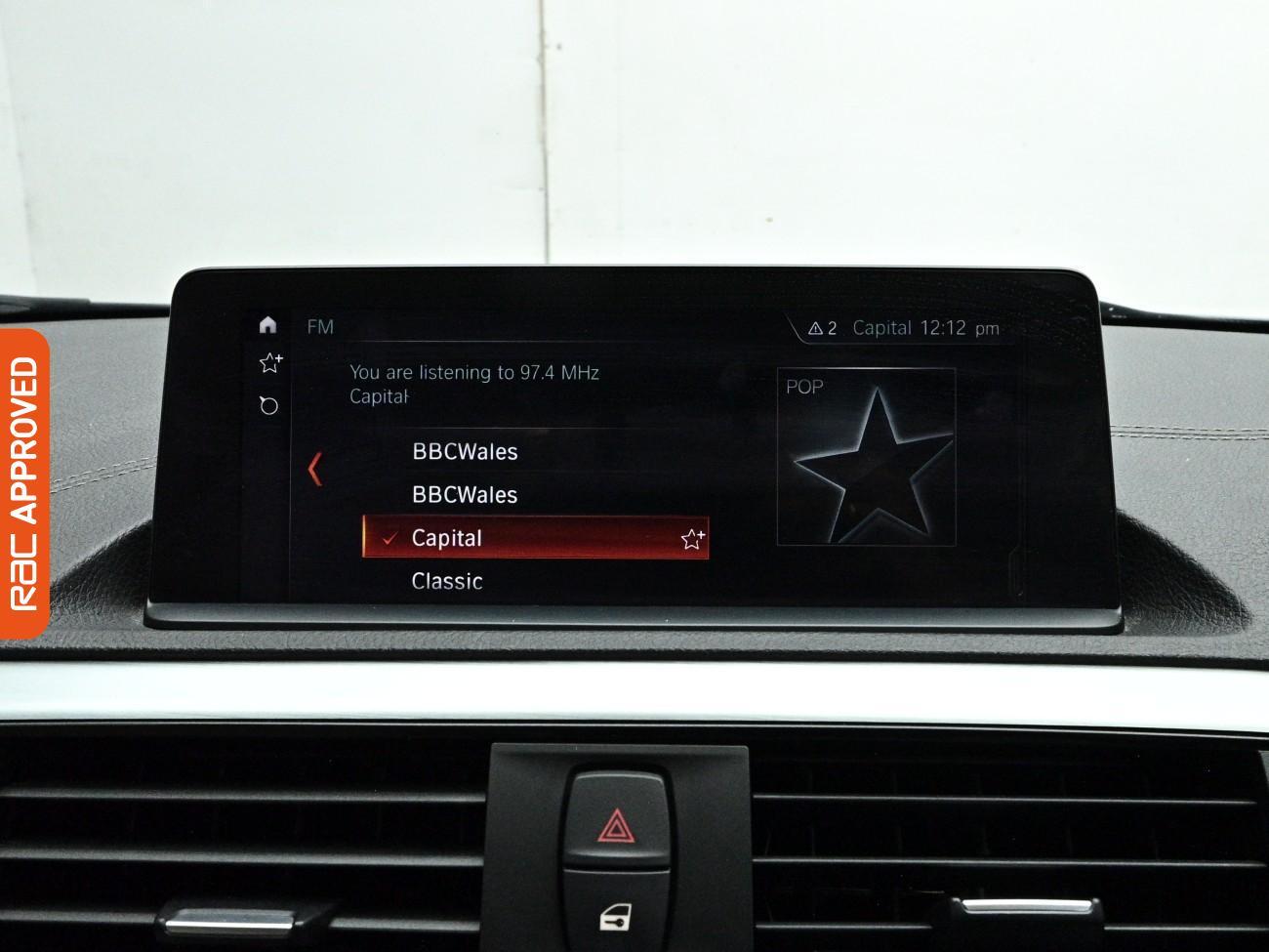 BMW 1 Series view 19