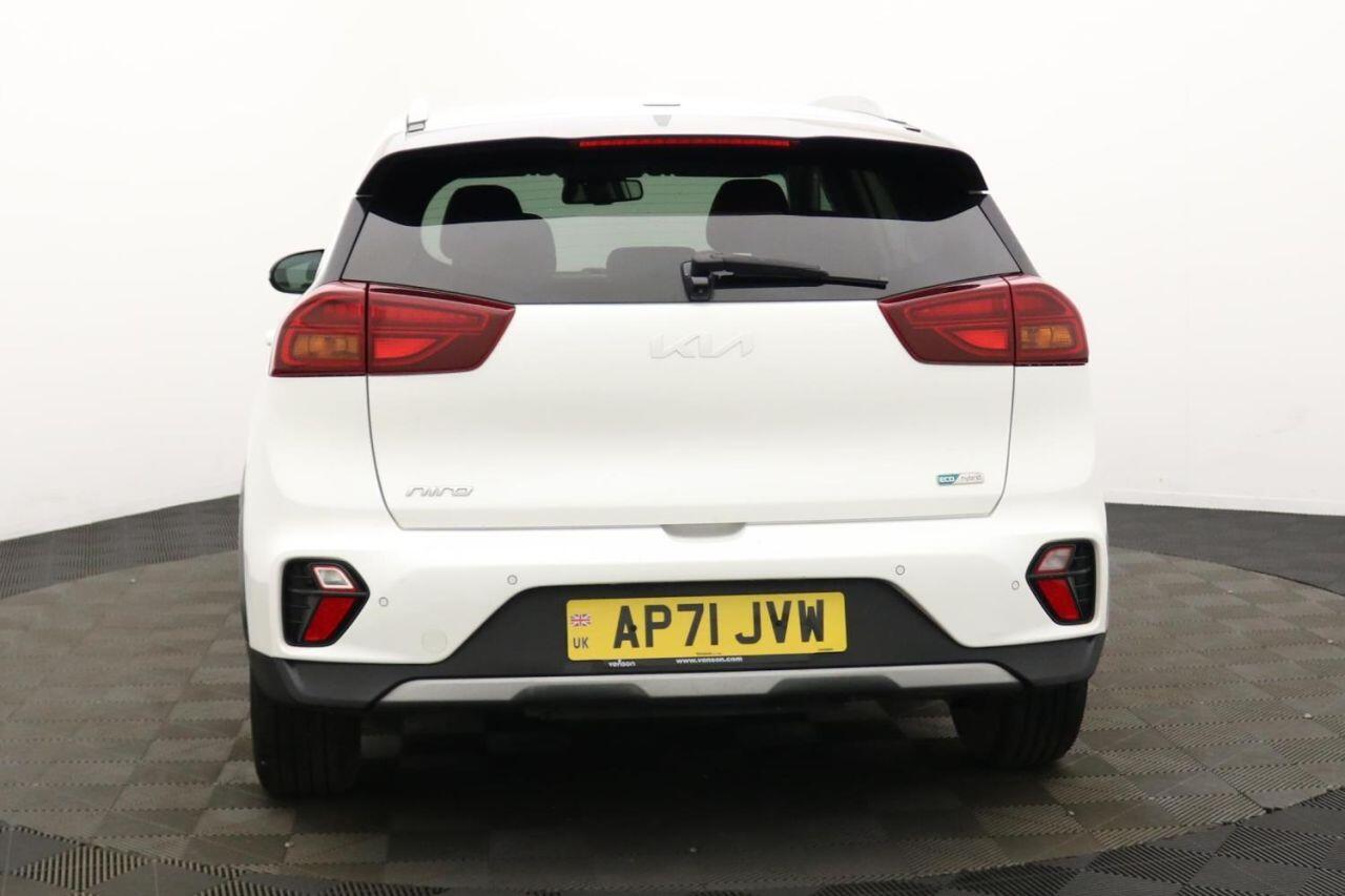 Kia Niro view 6
