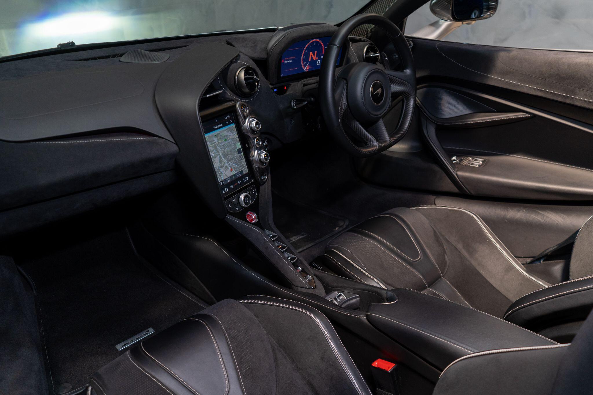 Mclaren 720s view 15