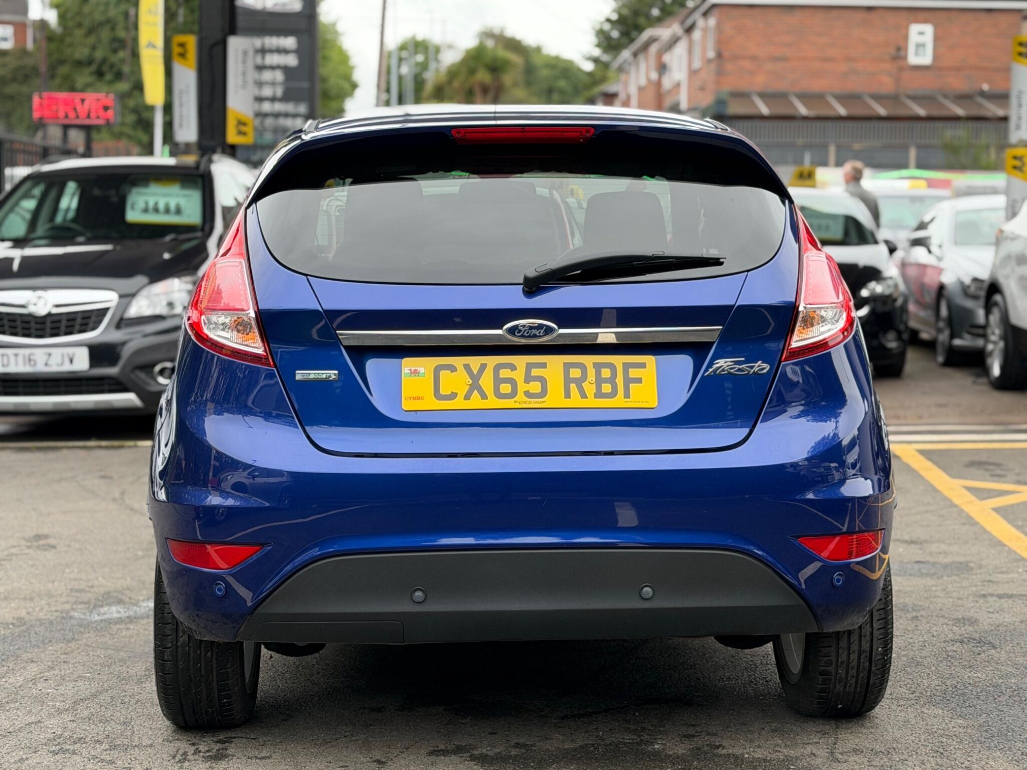 Ford Fiesta view 16