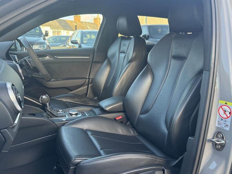 2019 Audi RS3 2.5 TFSI Sportback S Tronic quattro Euro 6 (s/s) 5dr • 54,000 miles image 28