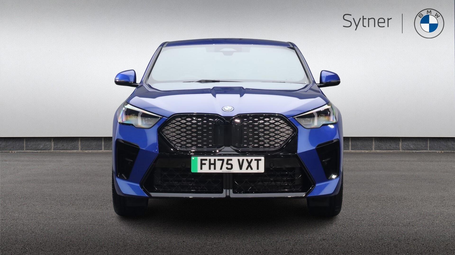BMW Ix2 view 16