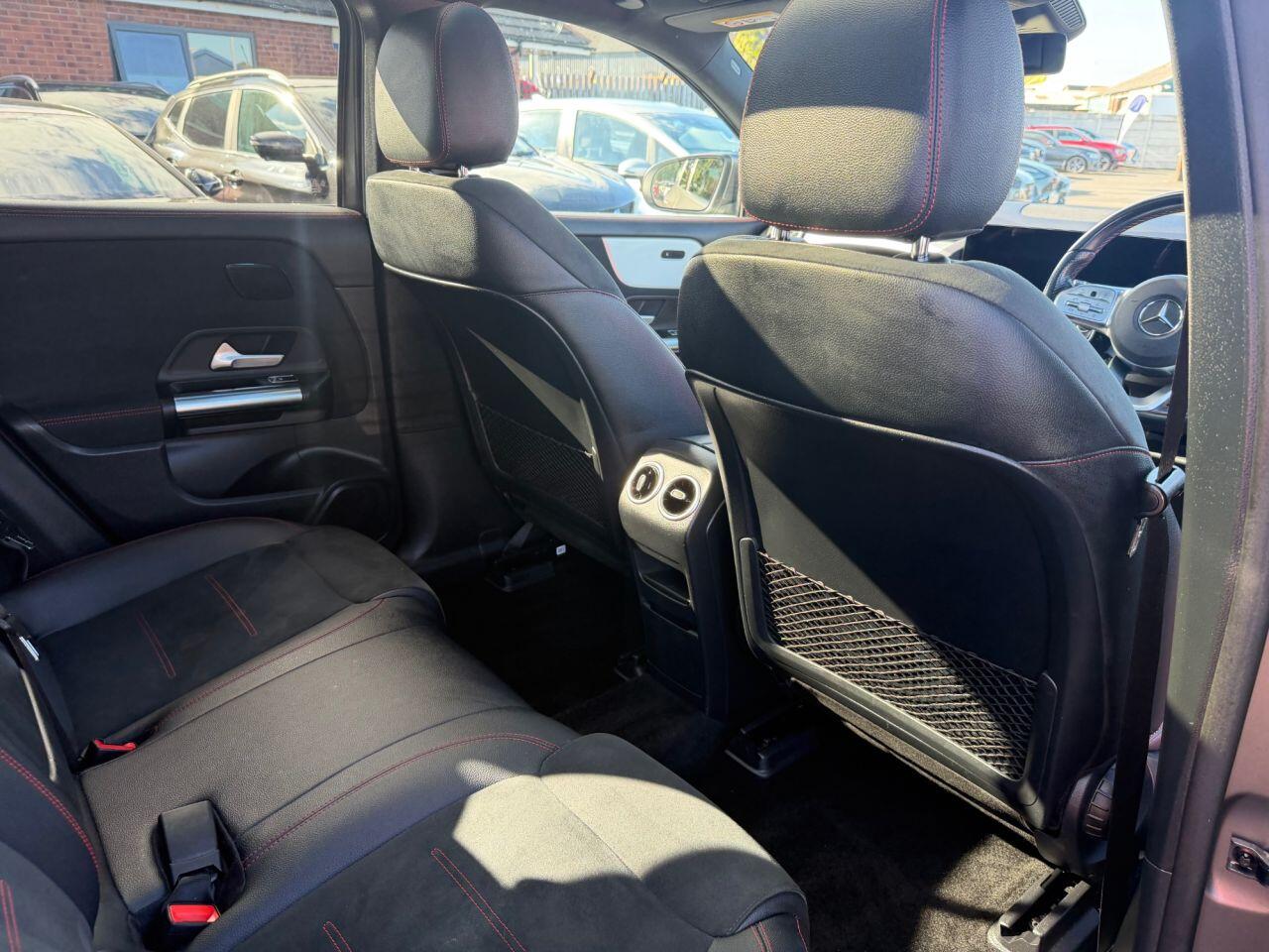 Mercedes-Benz Eqa view 44