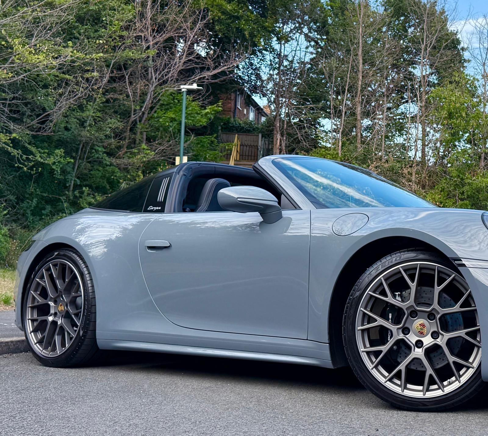 Porsche 911 view 51
