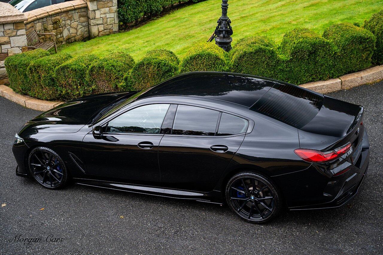 BMW 8 Series view 81