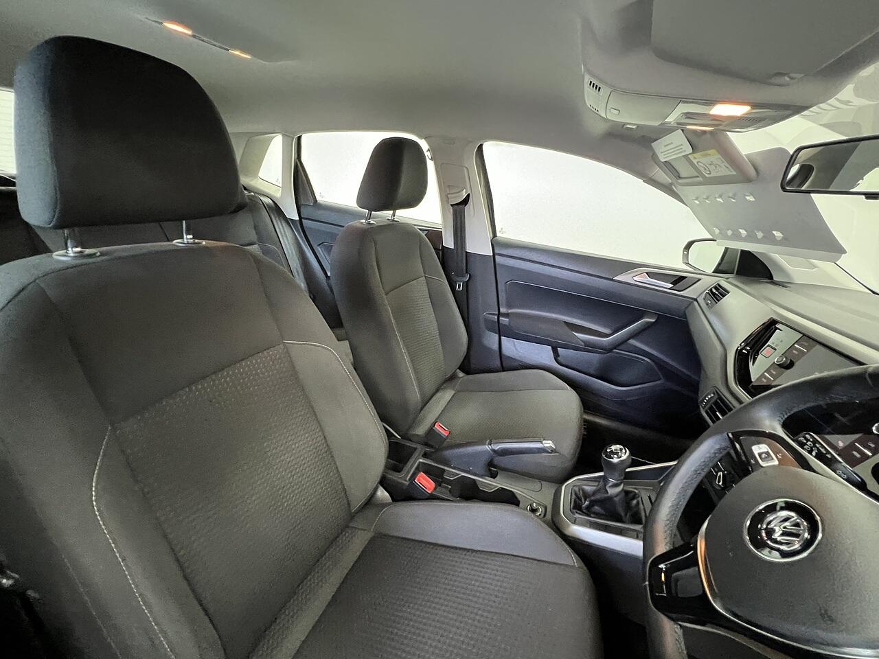 Volkswagen Polo view 14