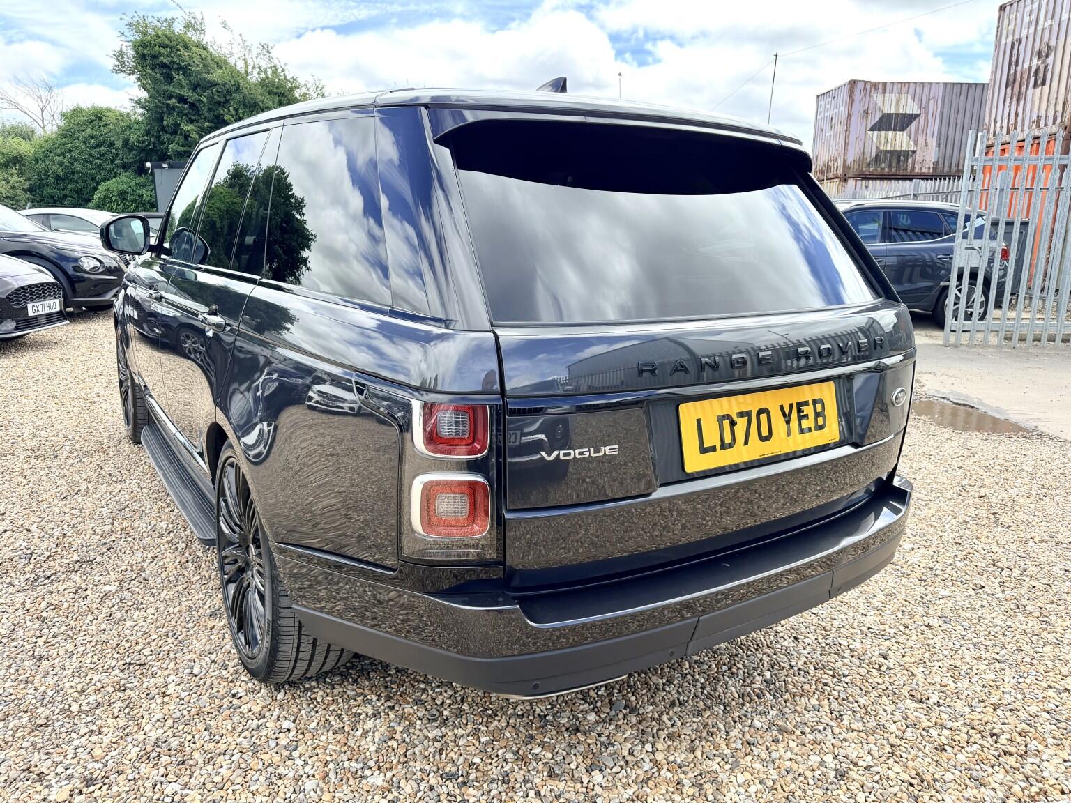 Land Rover Range Rover view 6