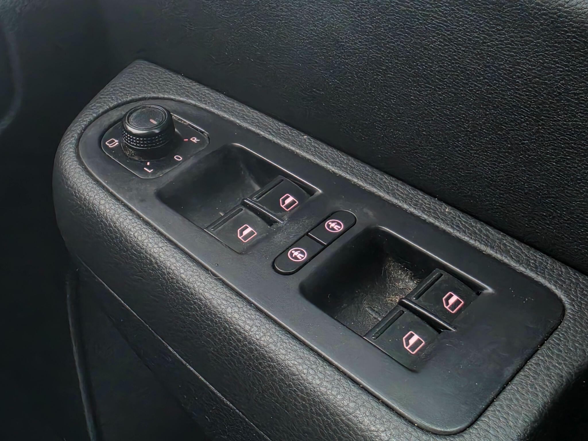 Seat Alhambra view 19