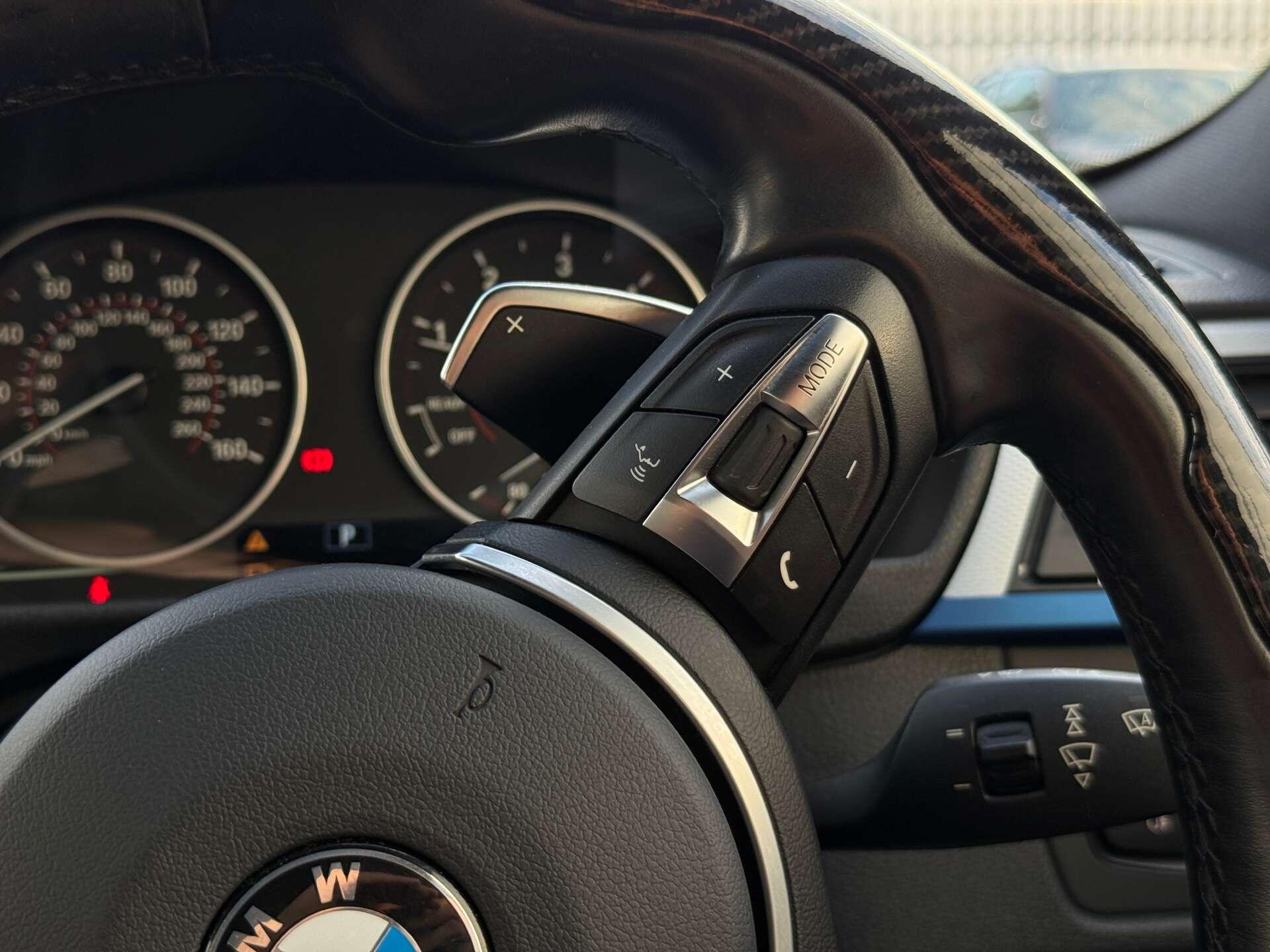 BMW 3 Series view 31