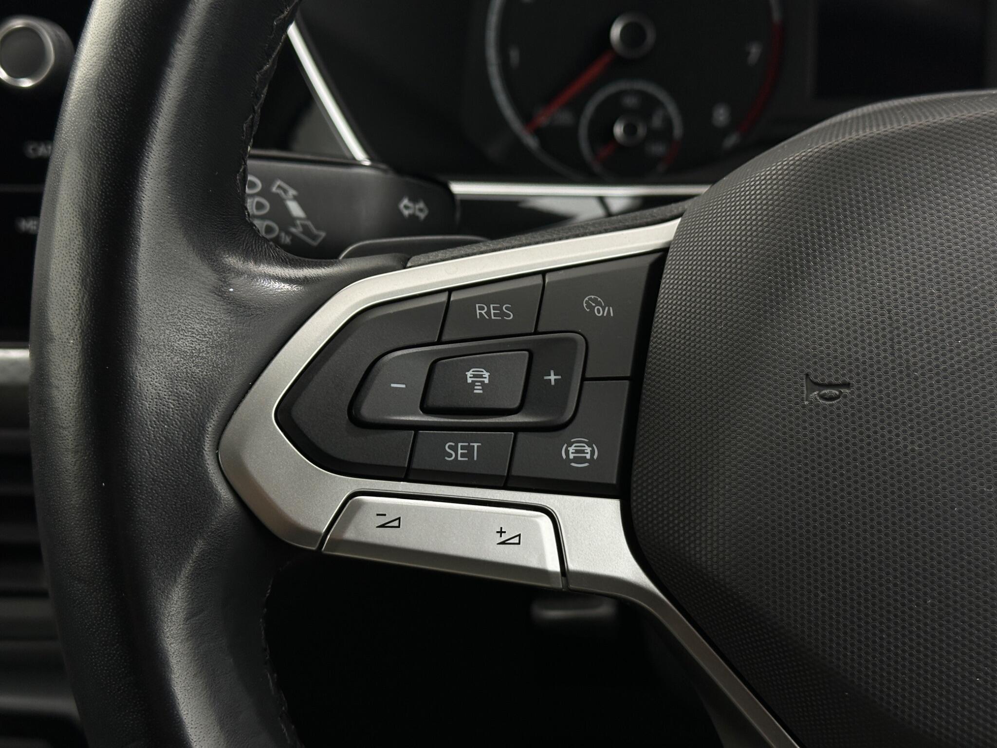 Volkswagen T-Cross view 15