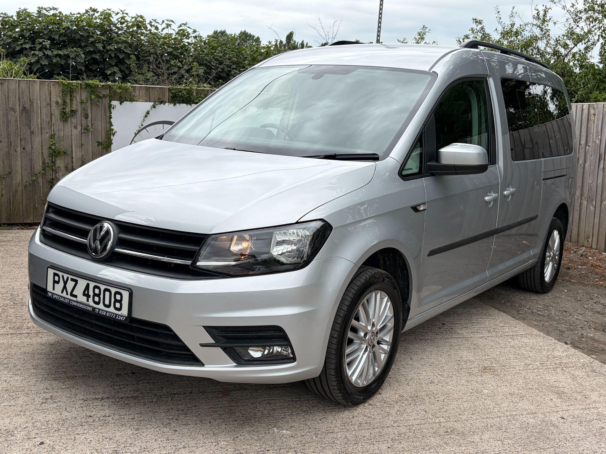 Volkswagen Caddy Maxi Life view 3