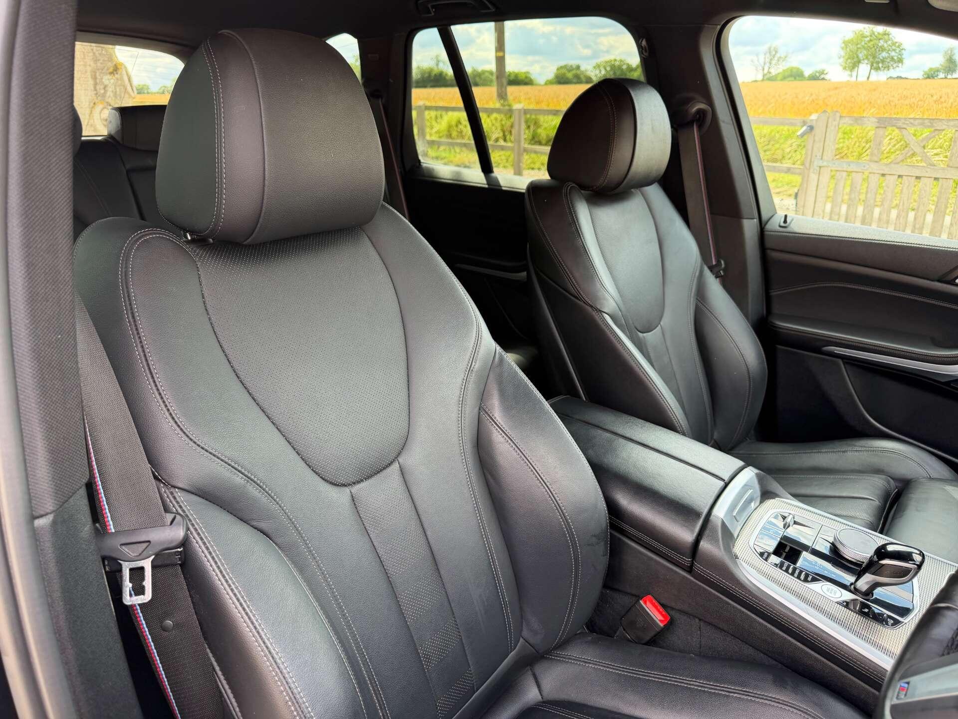 BMW X5 view 17