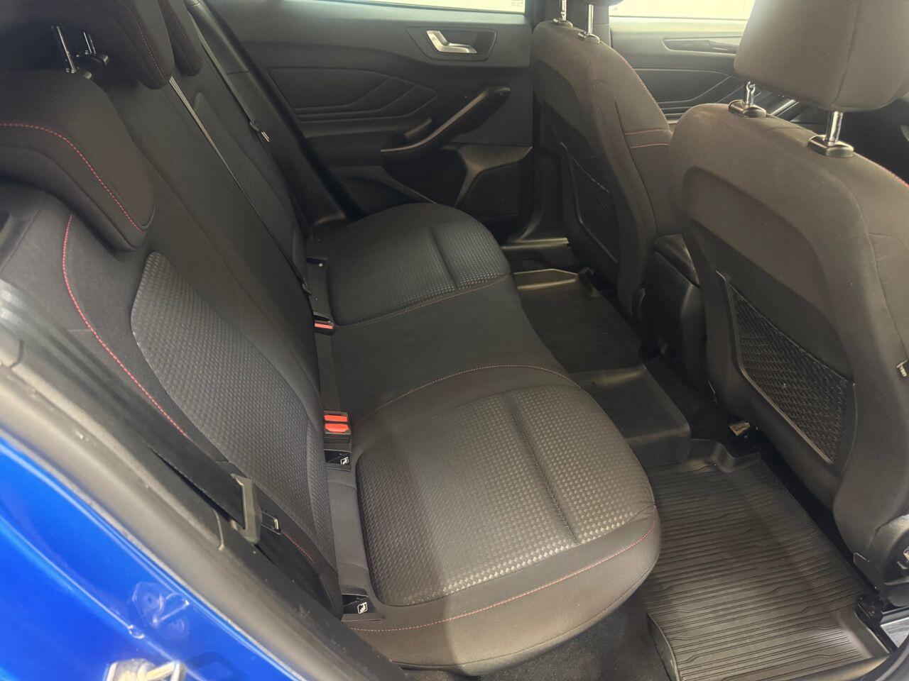 Ford Focus view 69