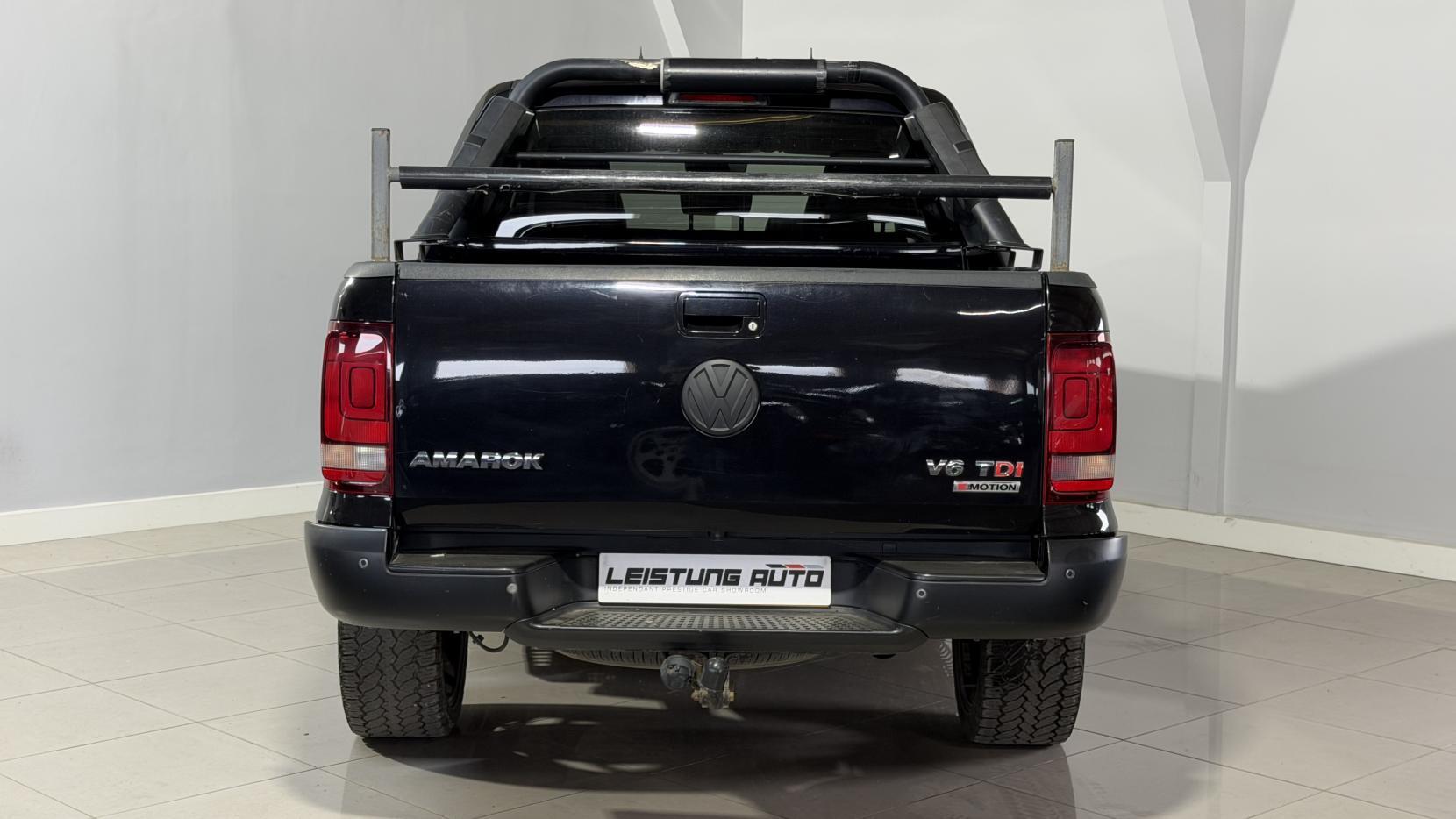 Volkswagen Amarok view 4