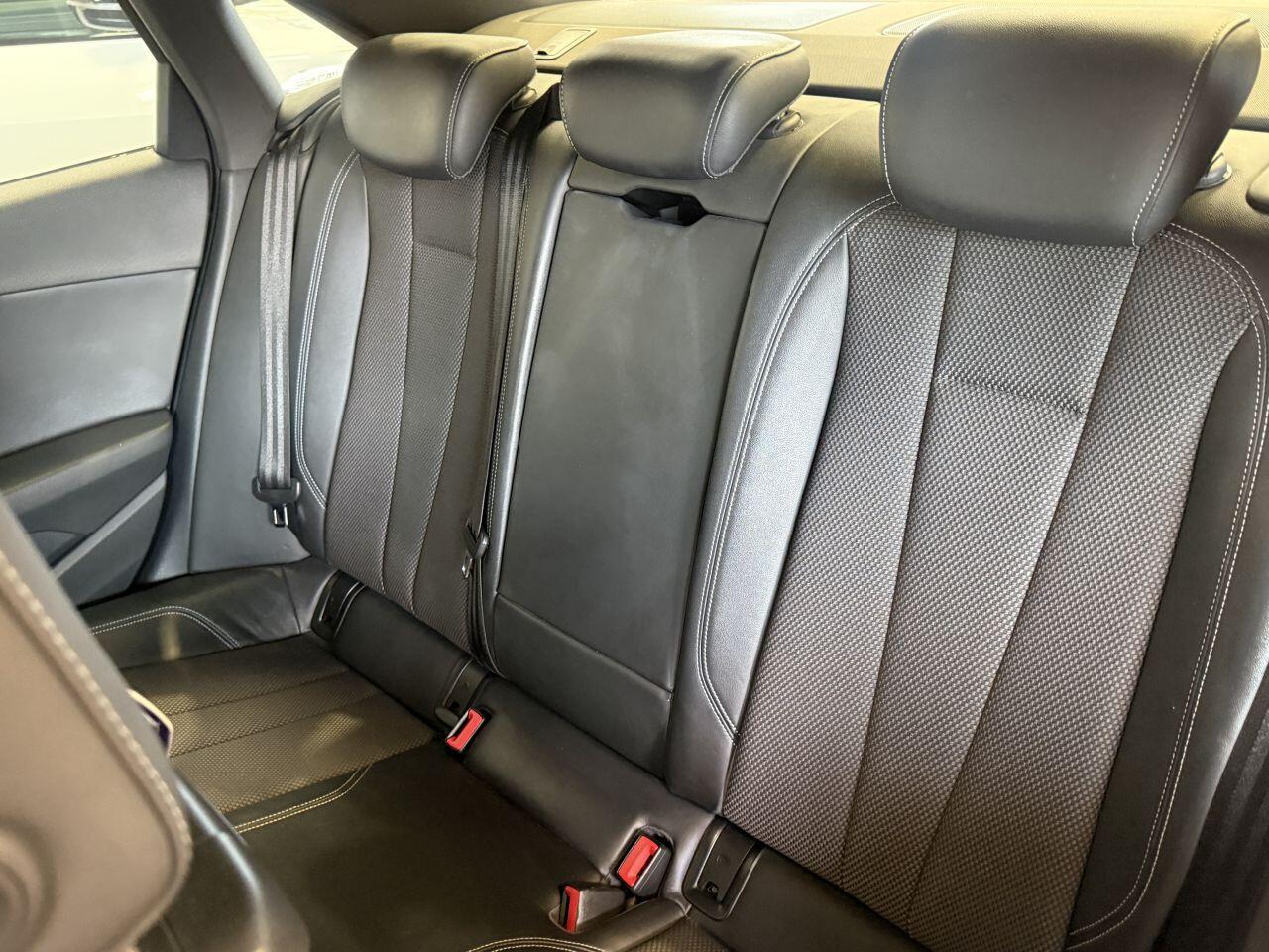 Audi A4 view 60