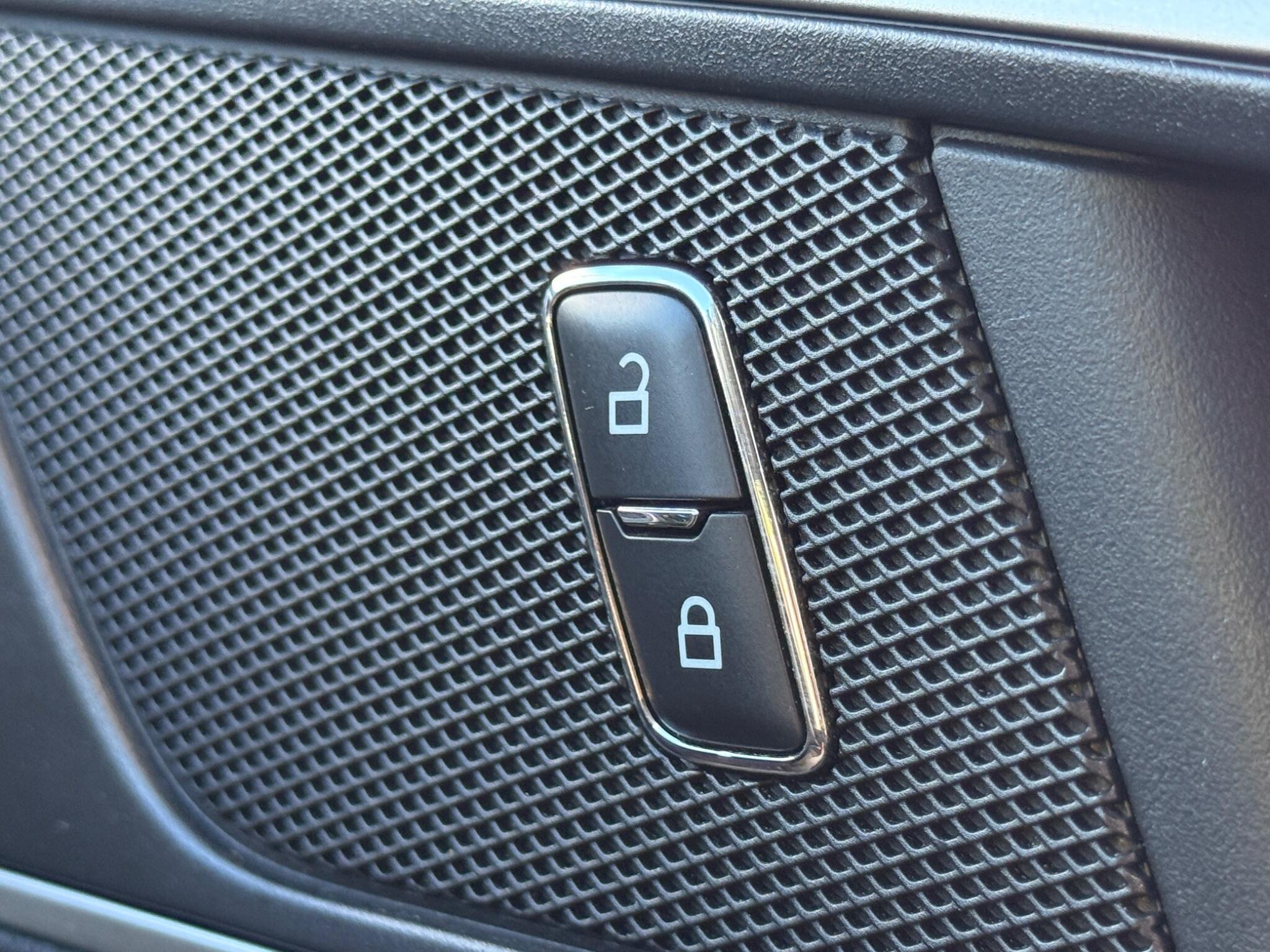 Ford S-Max - Image 80