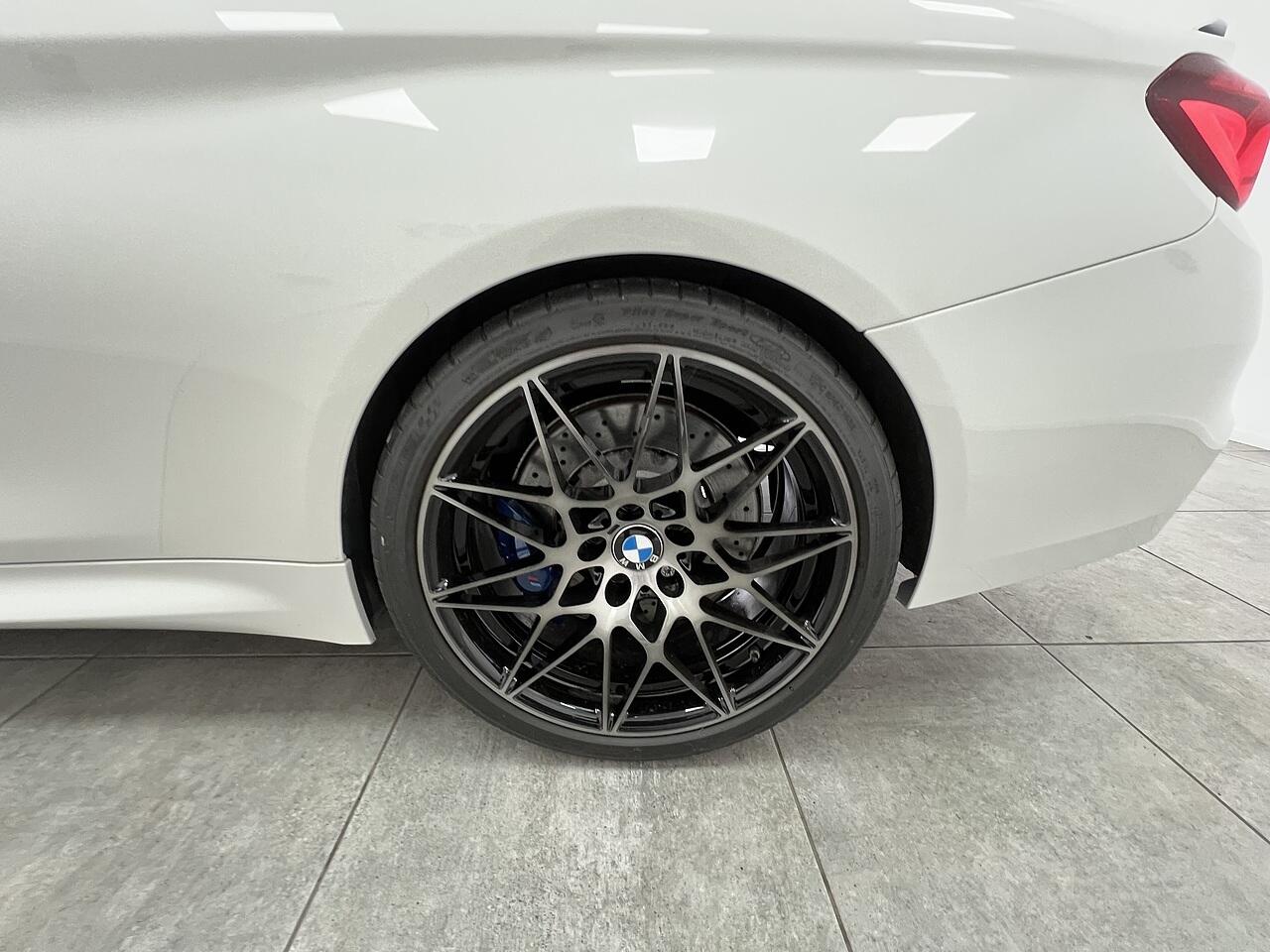 BMW M4 view 20