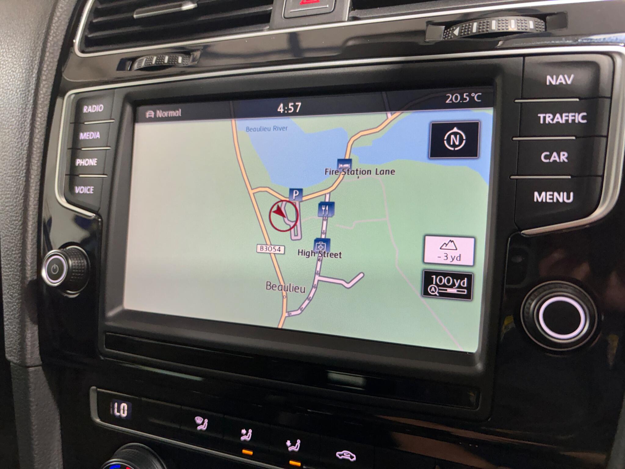 Volkswagen Golf view 39