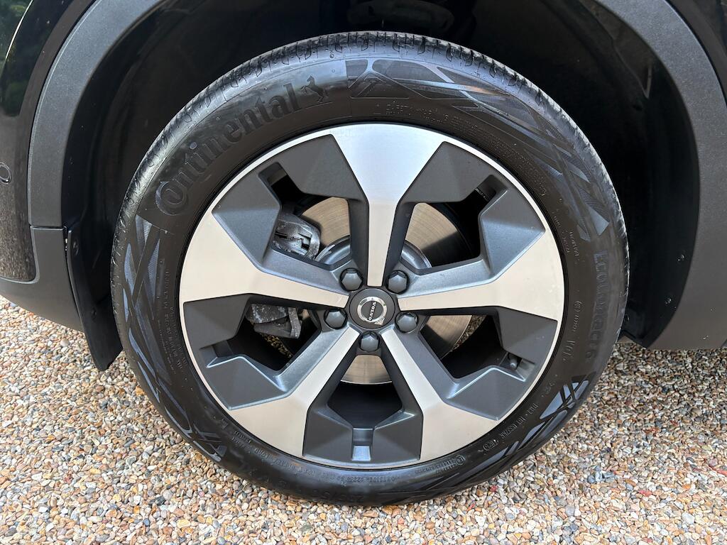 Volvo XC40 view 46