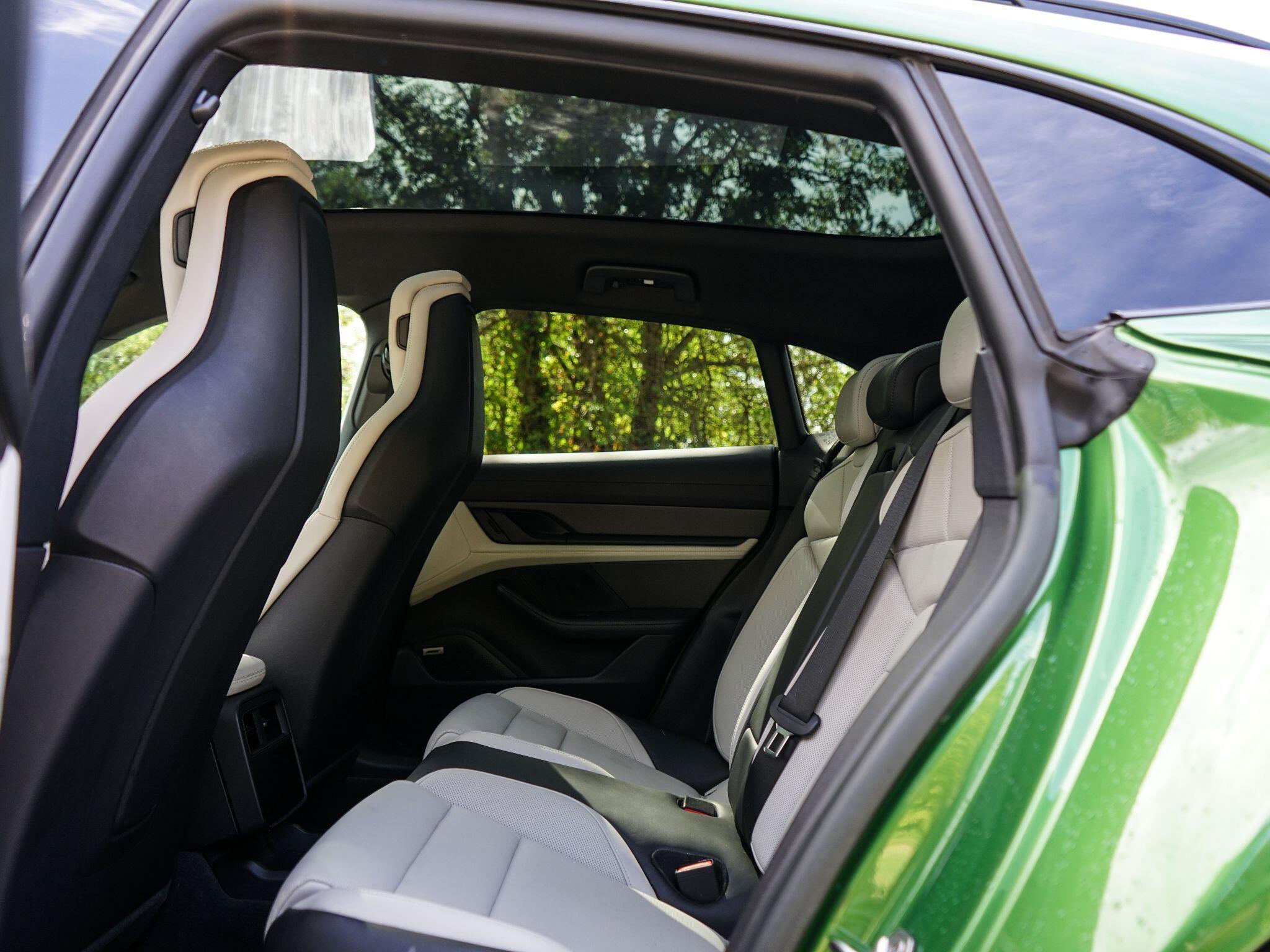 Porsche Taycan view 18