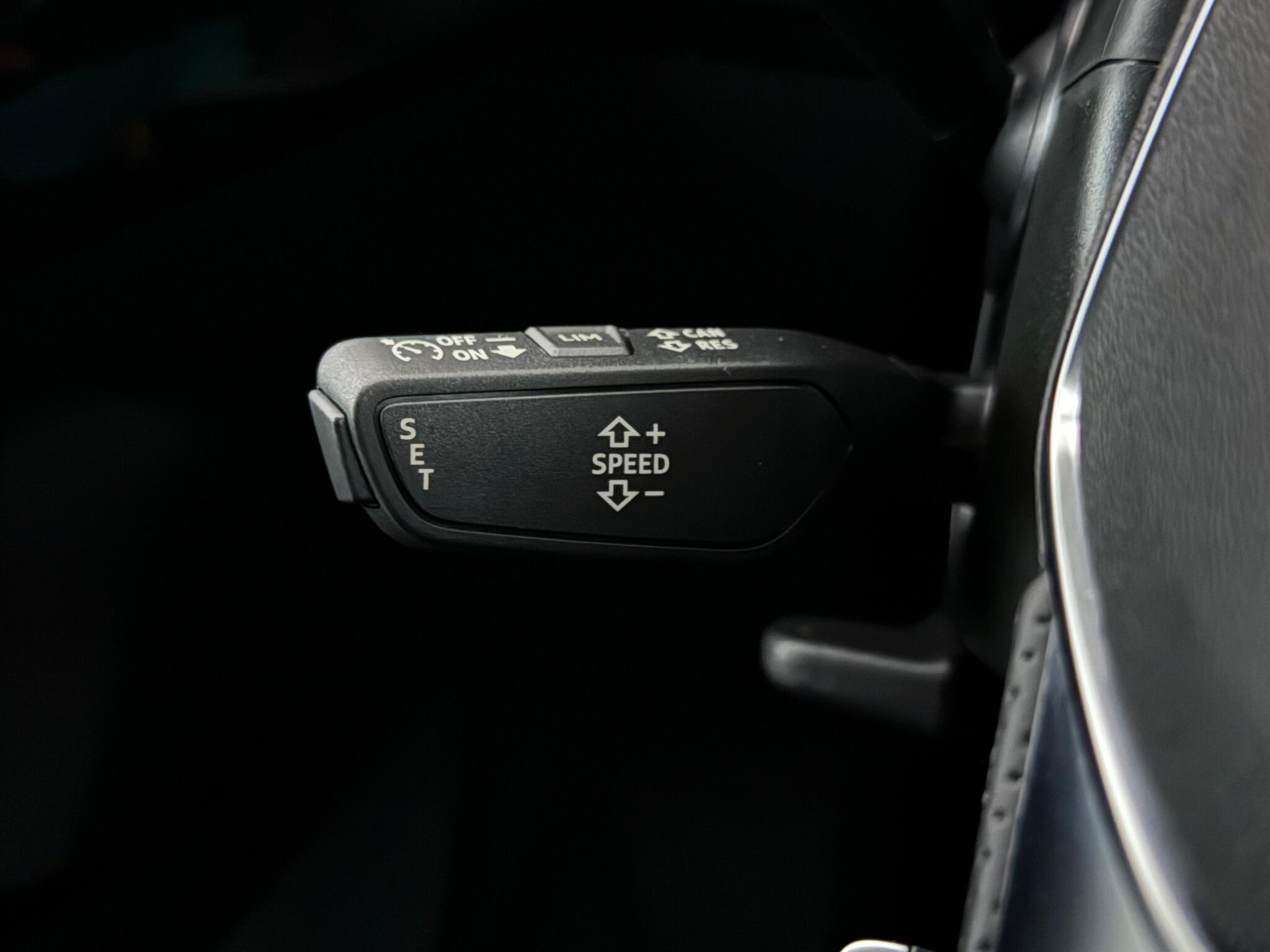 Audi E-Tron view 20
