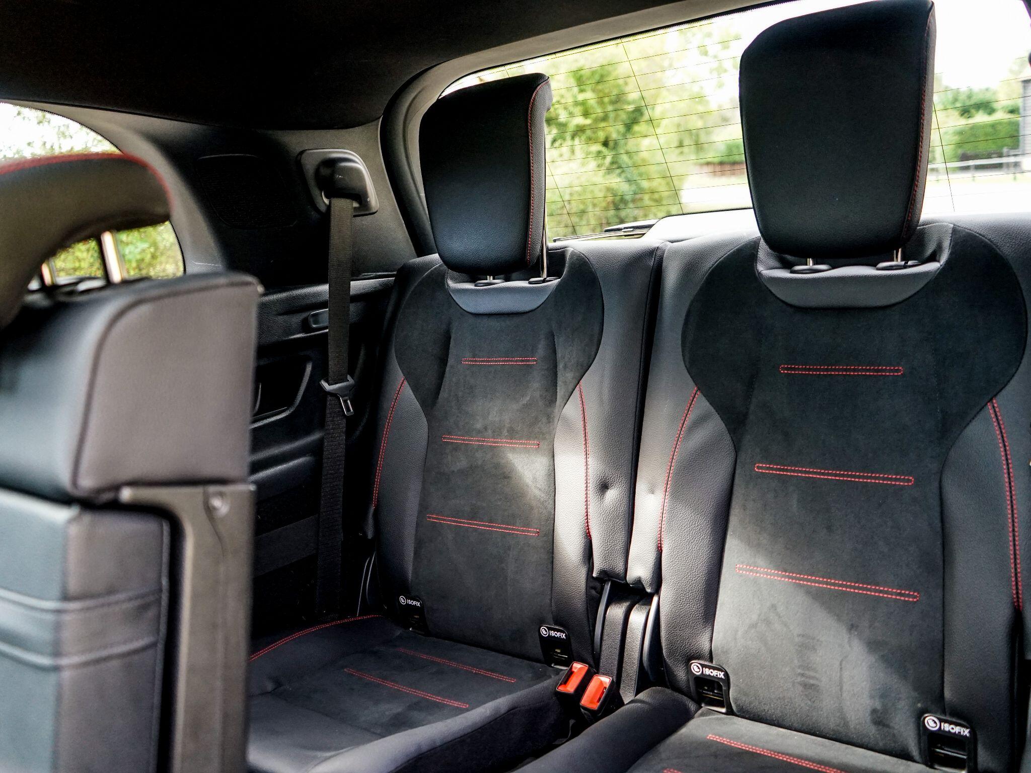 Mercedes-Benz GLB view 14