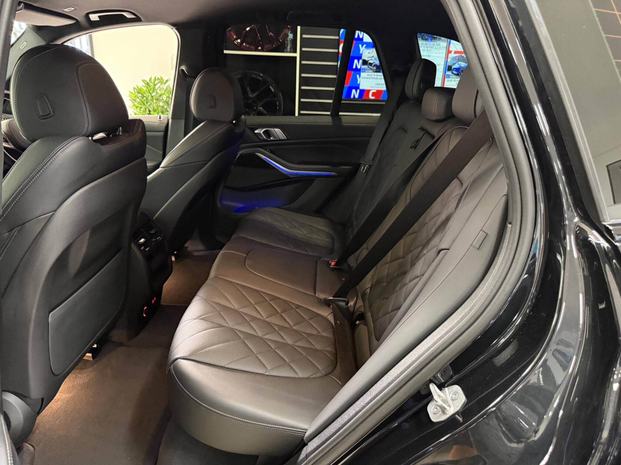 BMW X5 view 49