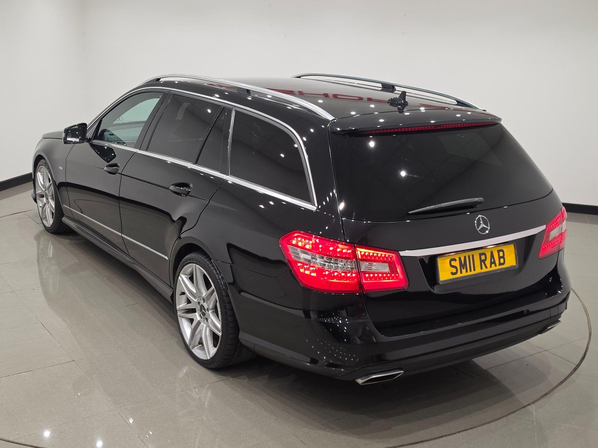 Mercedes-Benz E-Class view 20
