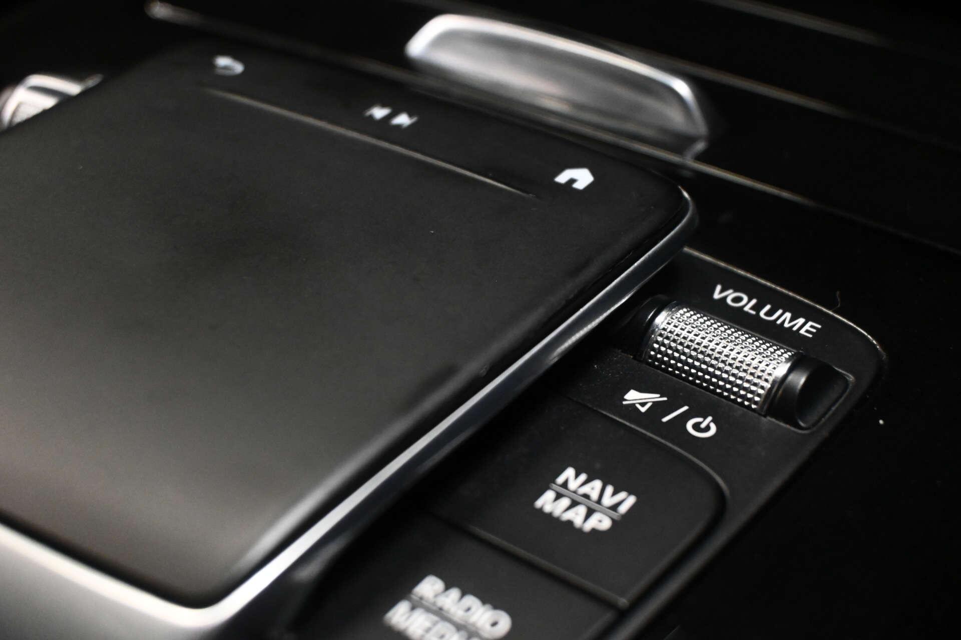 Mercedes-Benz A-Class view 23
