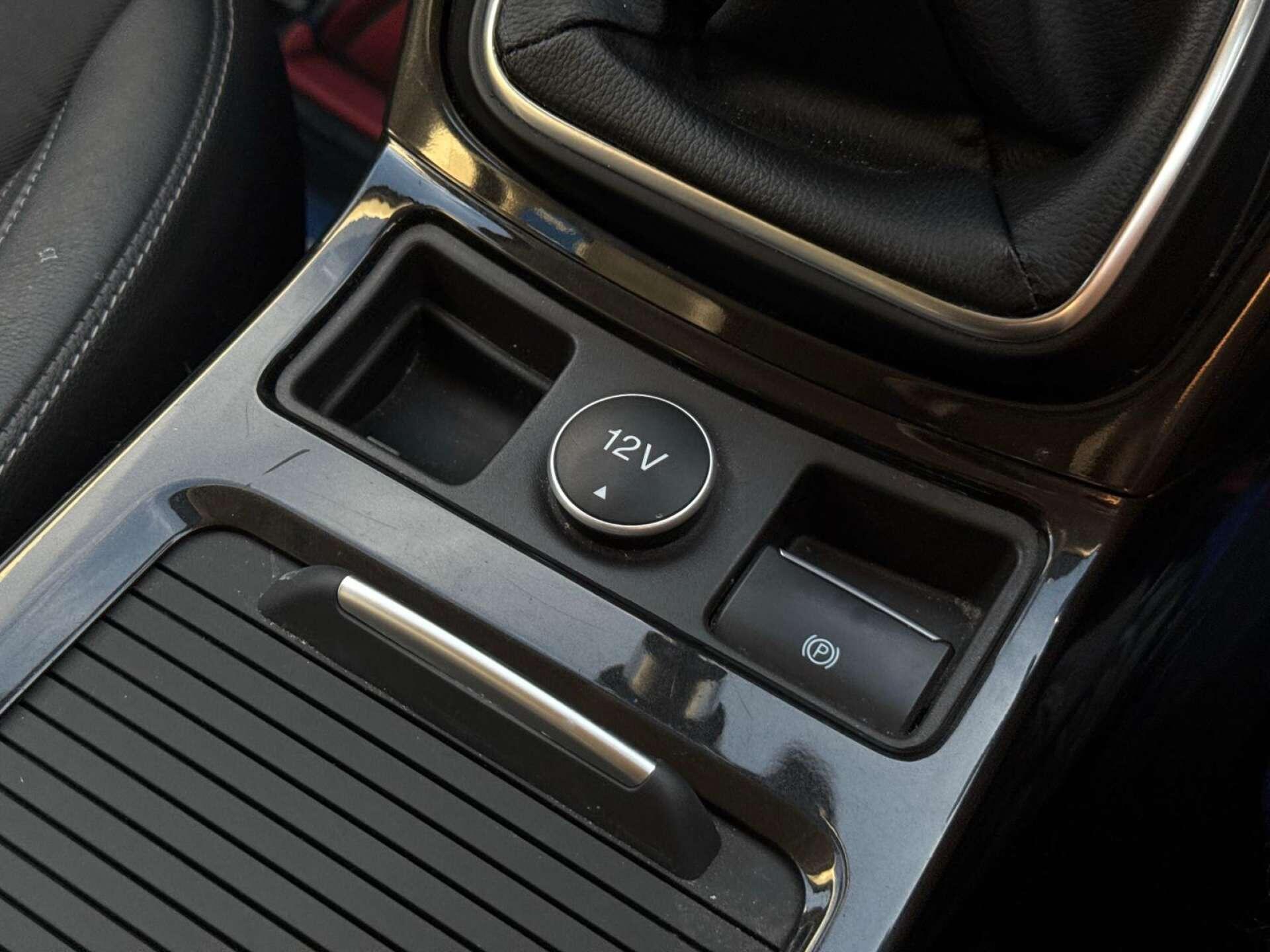 Ford Kuga view 116