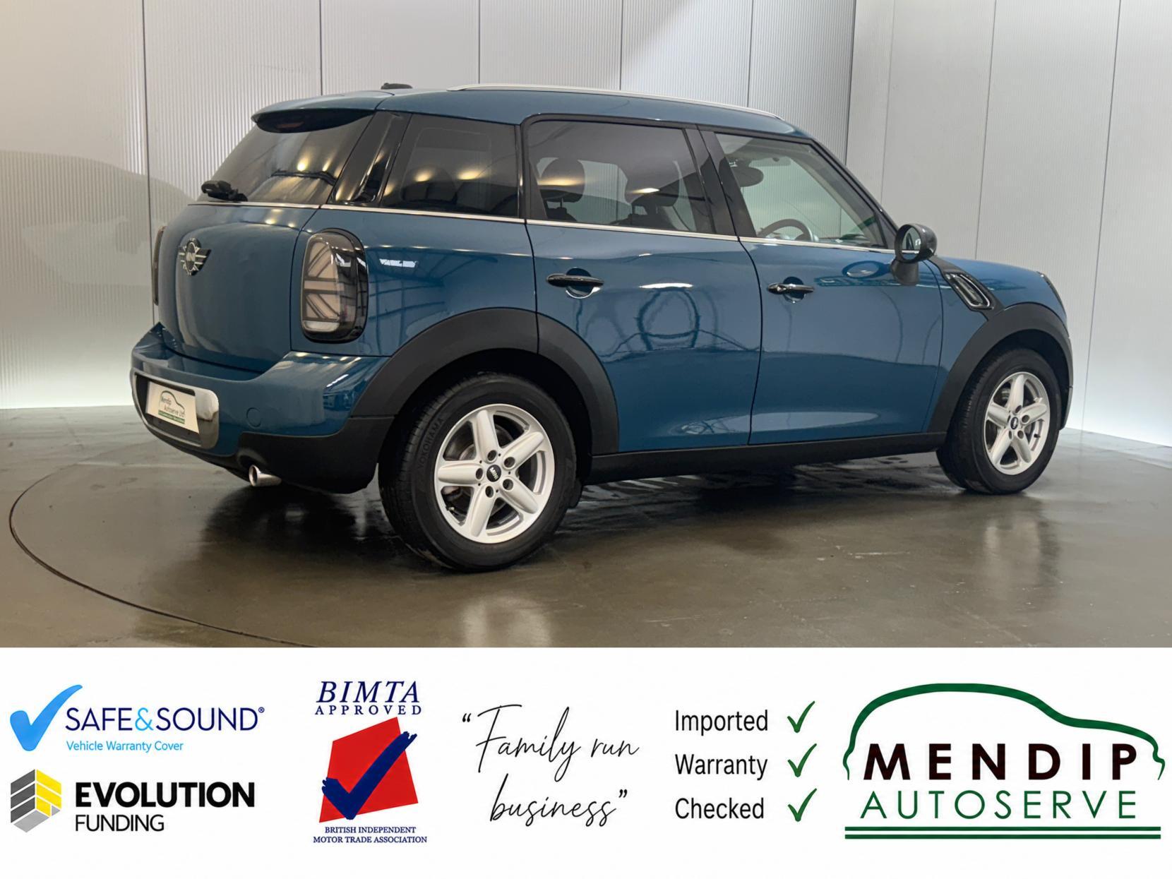 Mini Countryman view 23