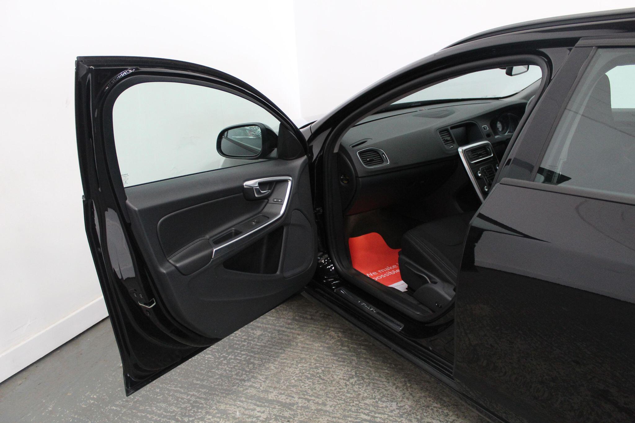Volvo V60 view 26