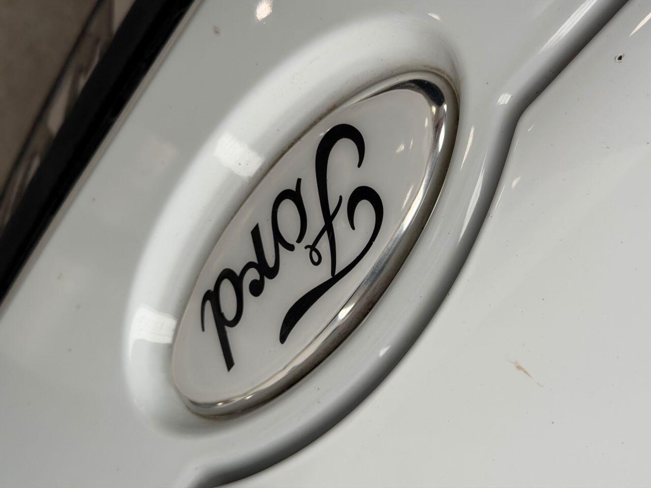 Ford Focus view 32