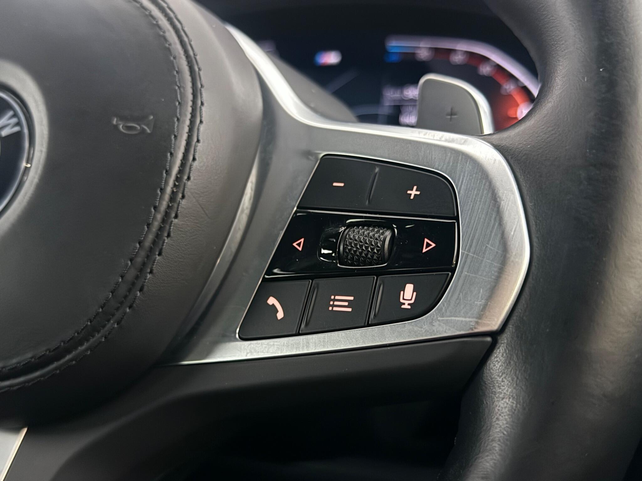 BMW X4 view 15