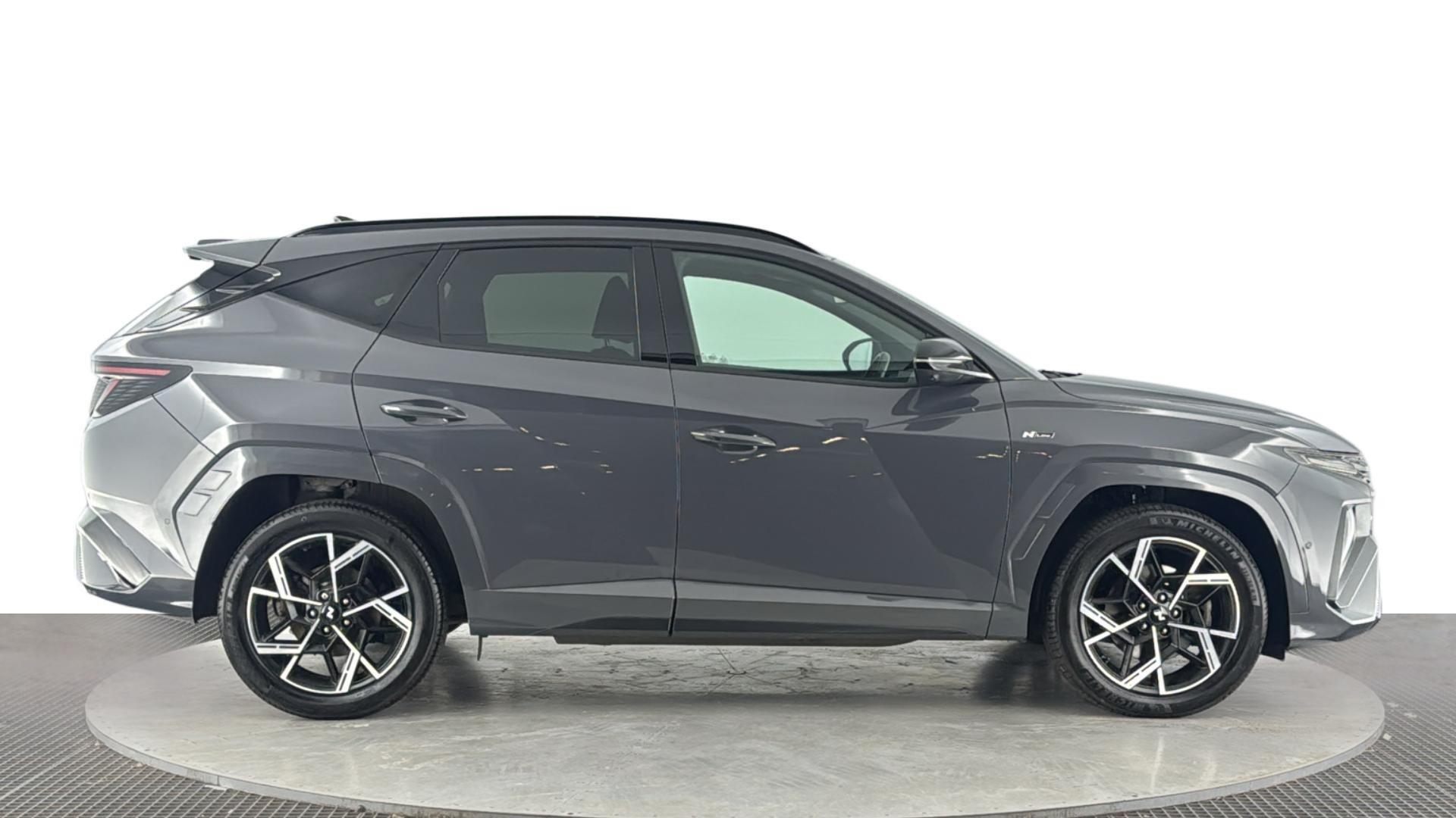 Hyundai Tucson view 3