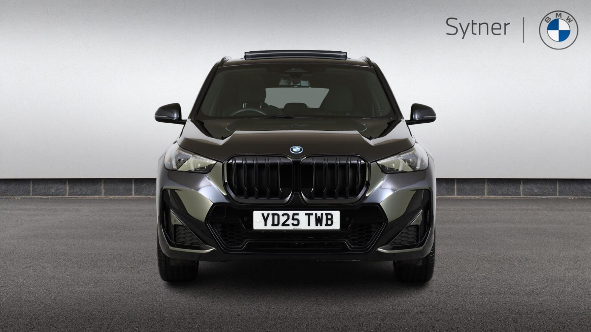 BMW X1 view 16