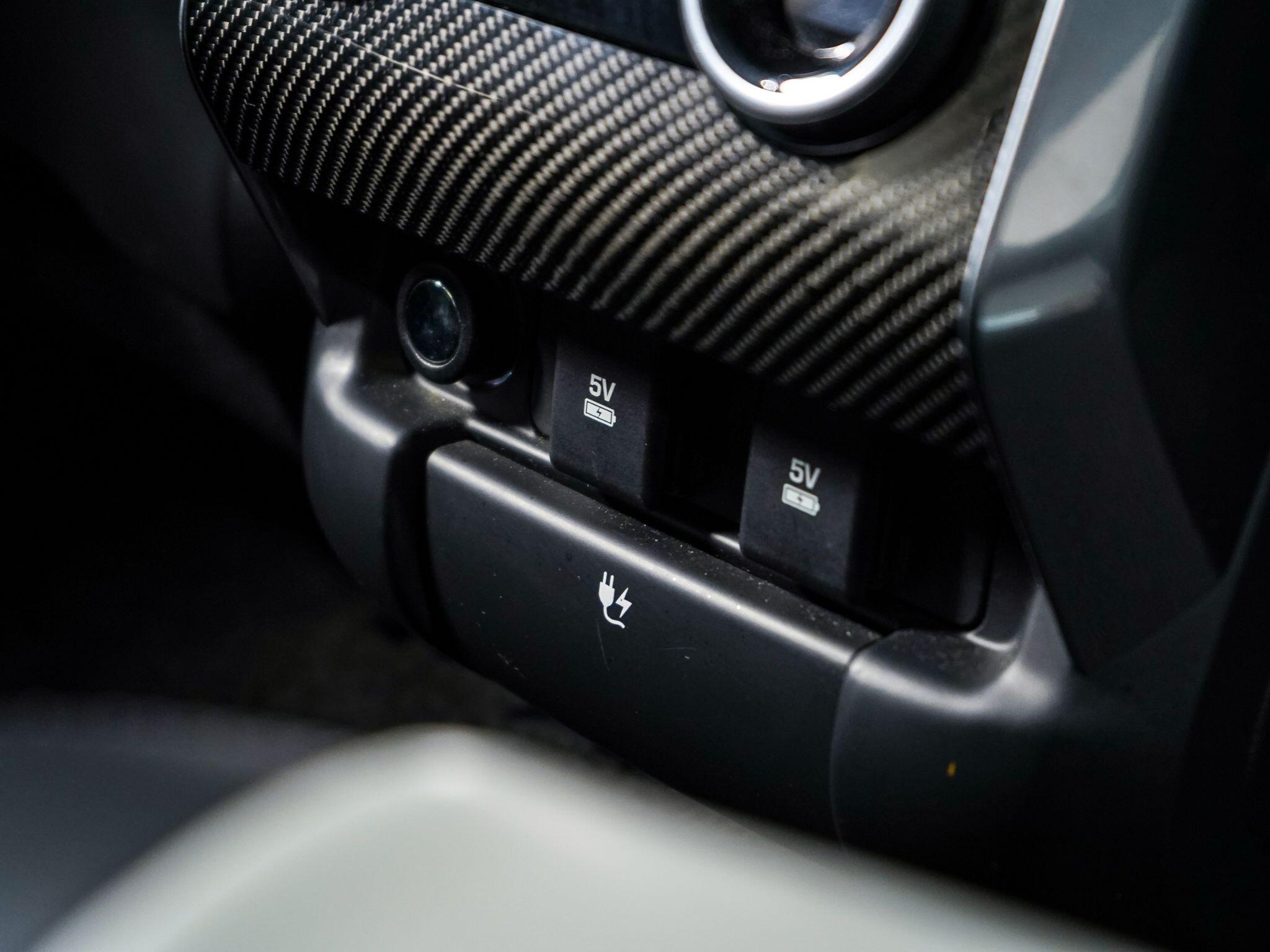 Land Rover Range Rover Sport view 21