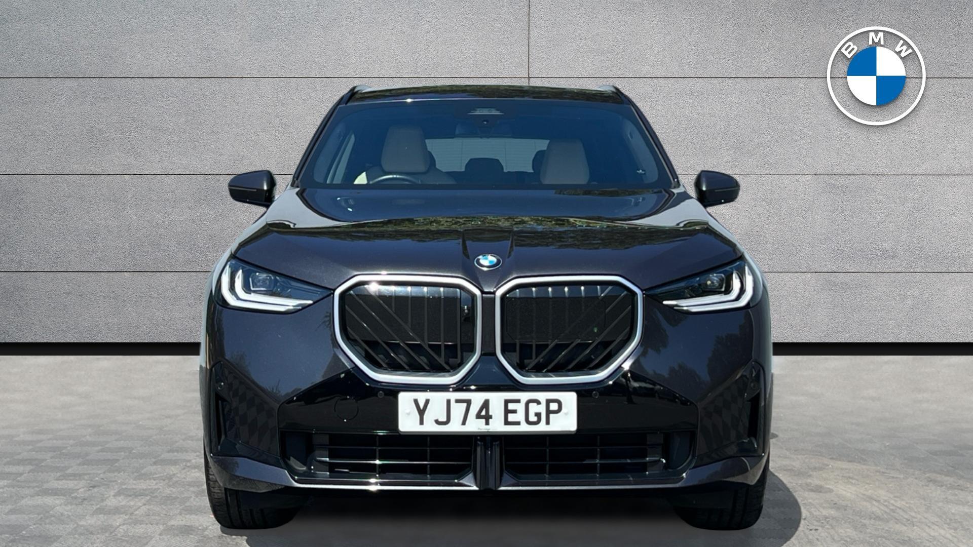 BMW X3 view 16