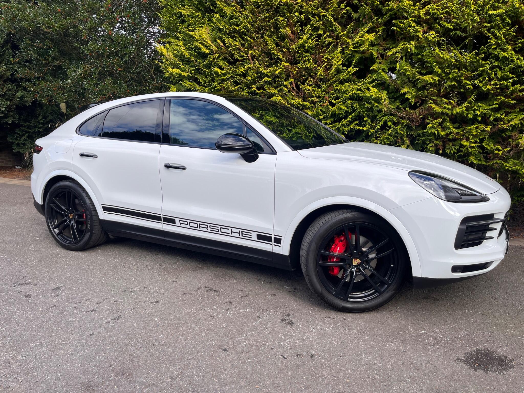 Porsche Cayenne view 16