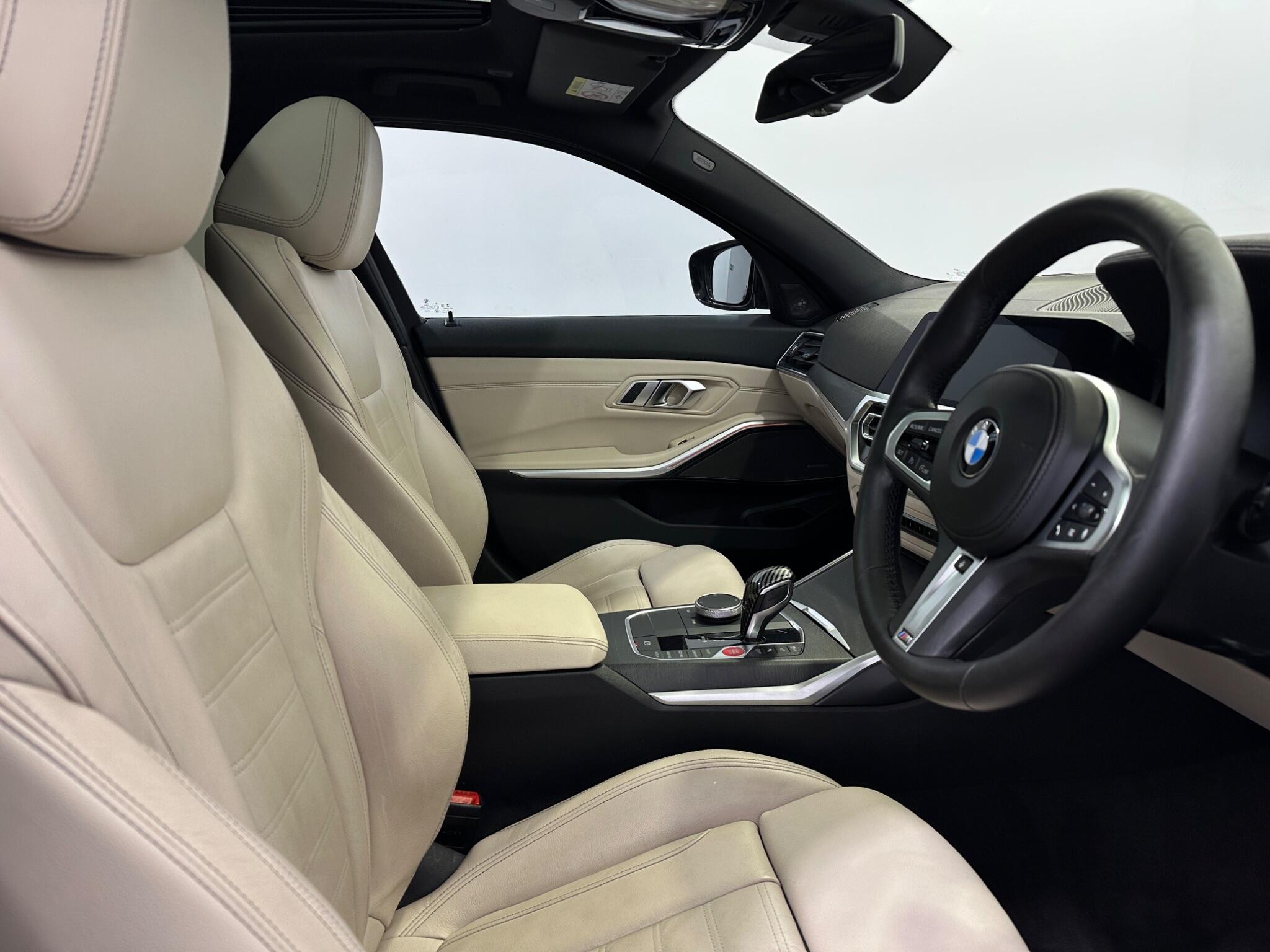BMW 3 Series view 34