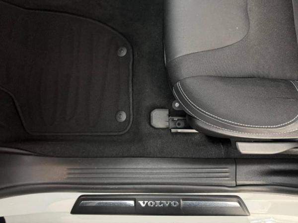 Volvo V40 view 72